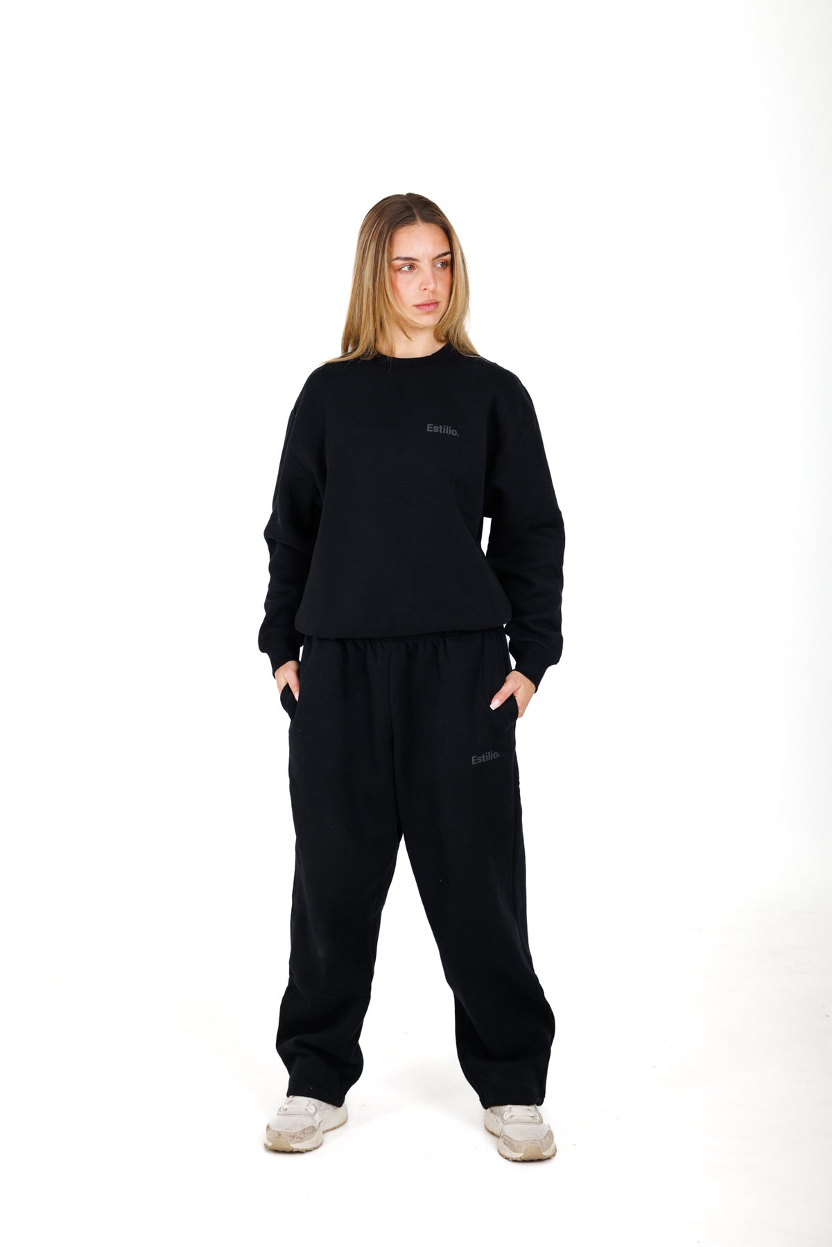 'Central' Crewneck - Black