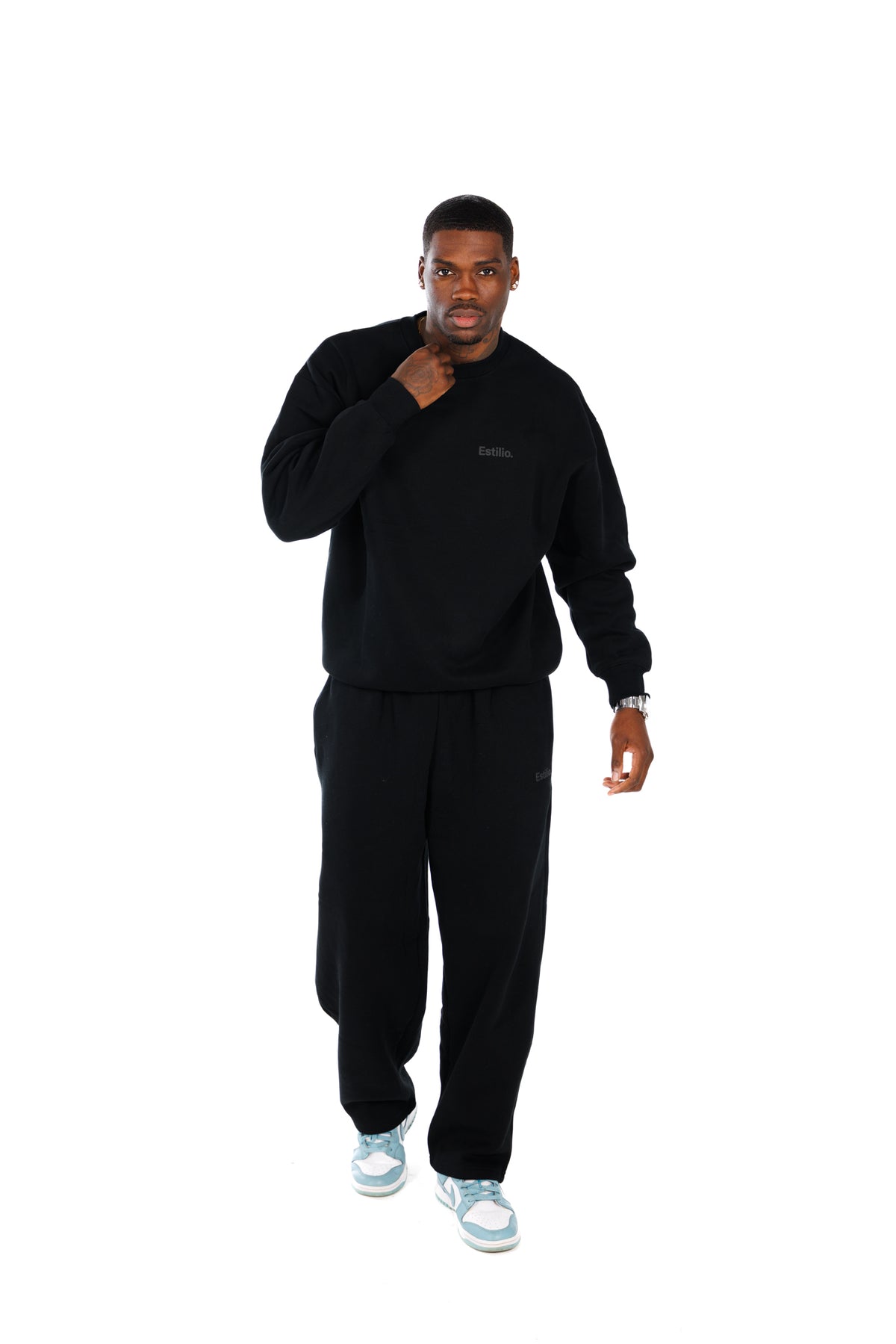 'Central' Crewneck - Black