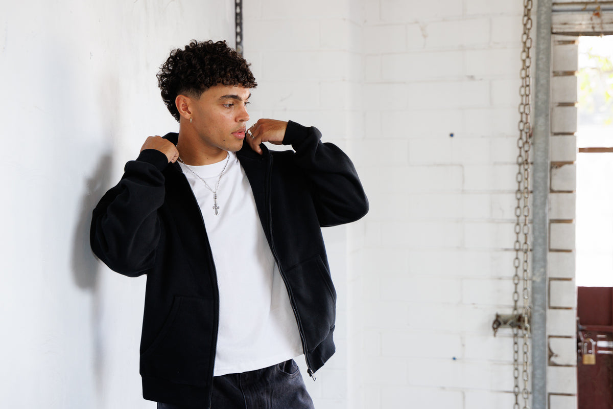 'Central' Zip Up - Black