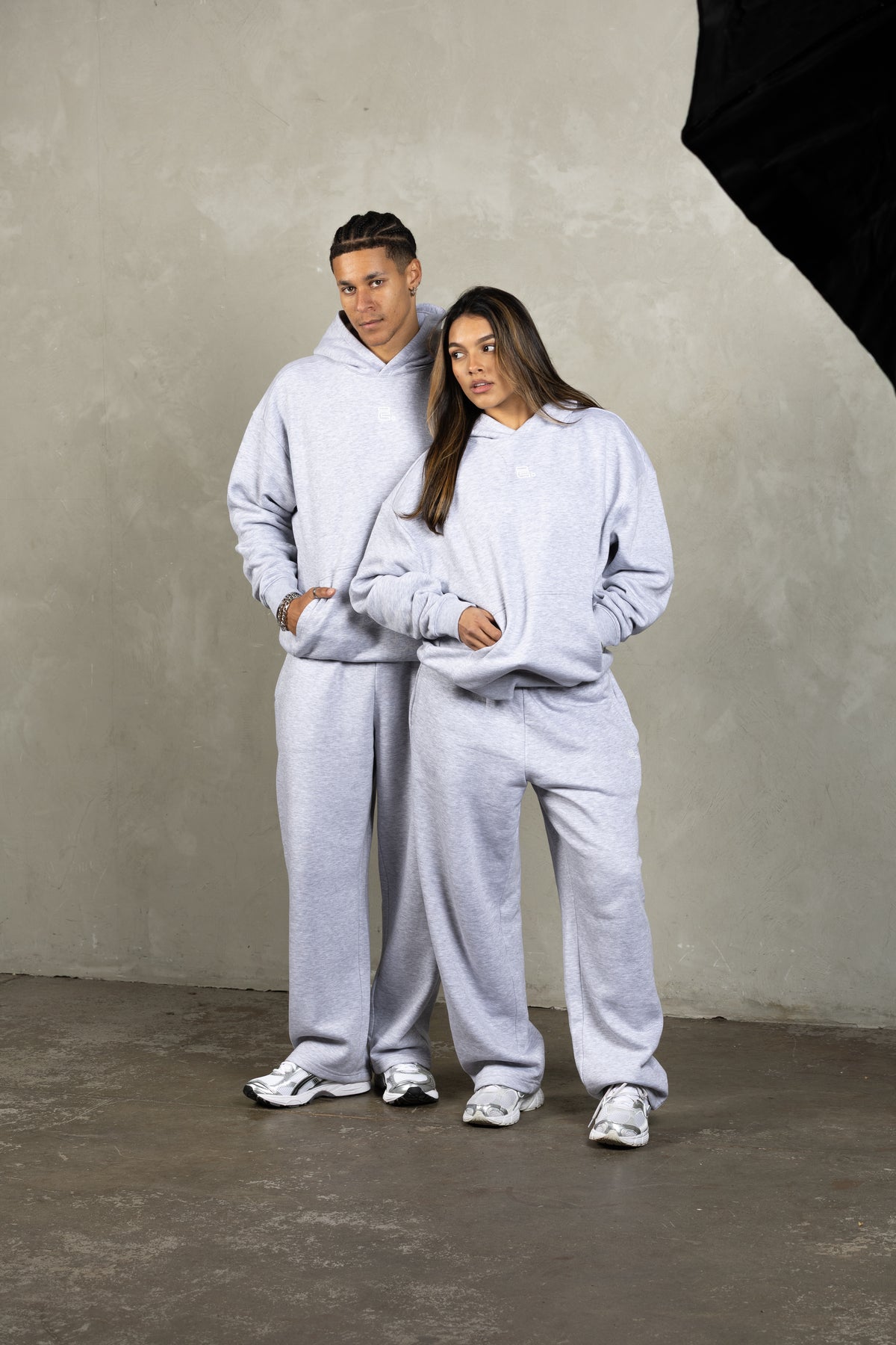 'District' Sweatpants - Grey